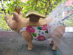 Hummel-Sparschwein als PrinzessinHummel - Sparschweine, die mini Flügel- Sparschweine